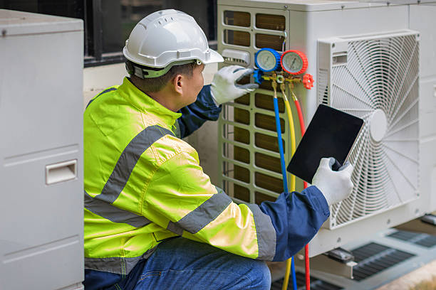 Professional Hvac technician working in New Lisbon, WI